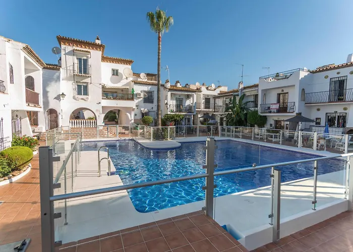 Vakantiehuis Canovas - Nueva - Pueblo Andaluz 95 Nerja