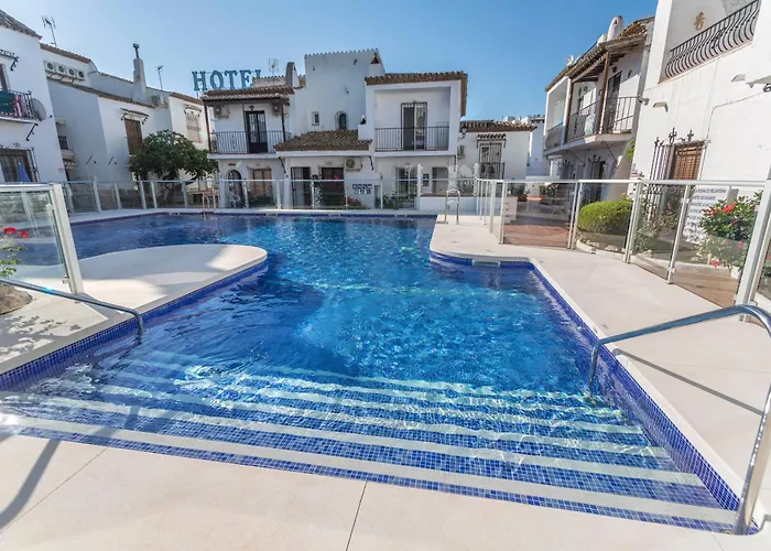 Vakantiehuis Canovas - Nueva - Pueblo Andaluz 95 Nerja